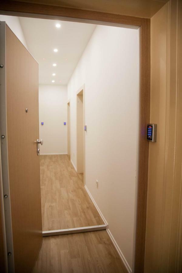 Soukki Town Centre Suites 1 Split Exteriör bild