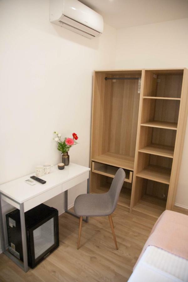 Soukki Town Centre Suites 1 Split Exteriör bild